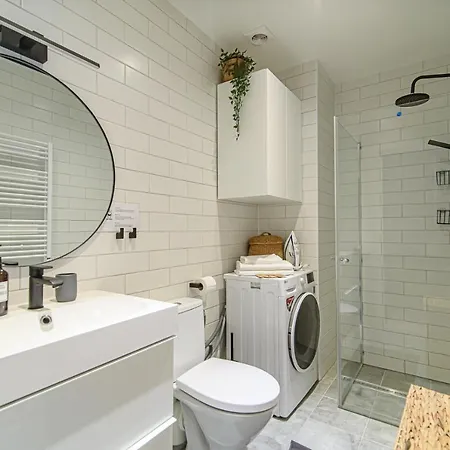 Modern Next To Ozas Park Apartment Wilna