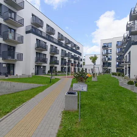 Апартаменти Modern Next To Ozas Park *